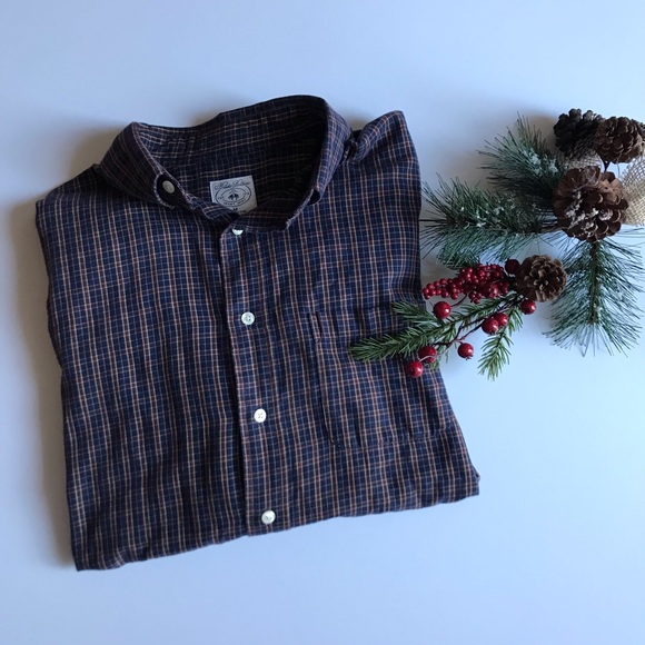 SOLD ❌Brooks Brothers casual button down -medium - Picture 6 of 6